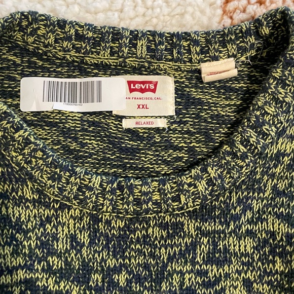 Women’s Levi’s green sweater size XXL - Picture 3 of 4